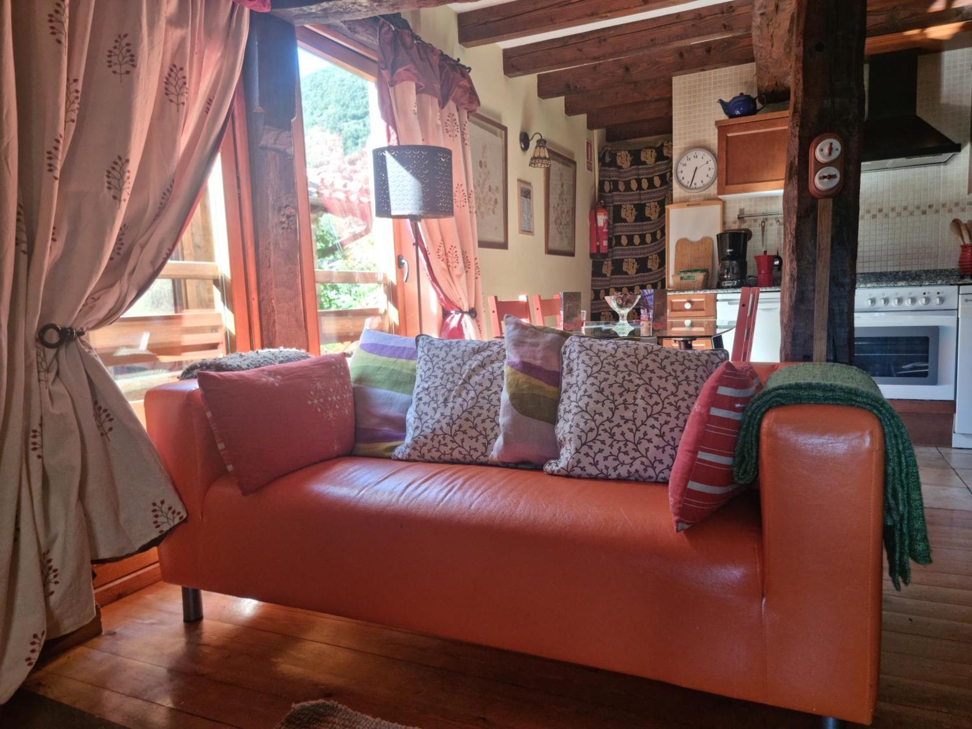 La Casa De Las Chimeneas Tudes Екстериор снимка