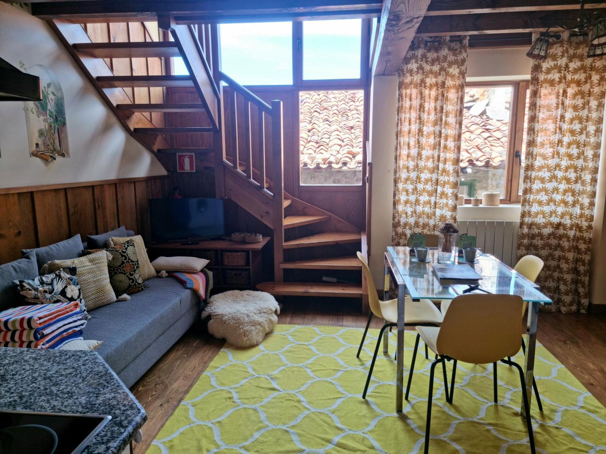 La Casa De Las Chimeneas Tudes Екстериор снимка